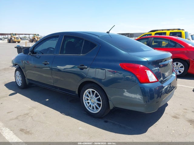 3N1CN7AP6HL826095 Nissan 2017