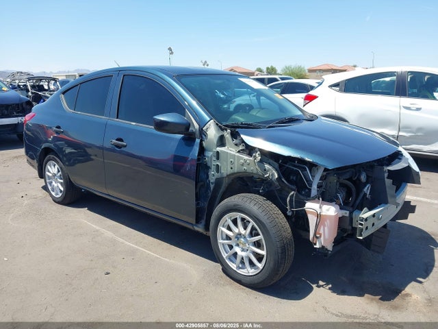 3N1CN7AP6HL826095 Nissan 2017
