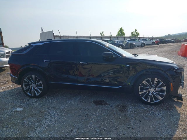 1GYKPTRL8SZ303975 Cadillac x0e + ec6