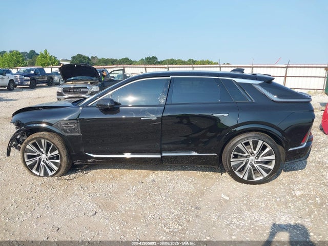 1GYKPTRL8SZ303975 Cadillac x0e + ec6