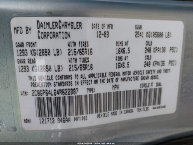 2004 CHRYSLER TOWN & COUNTRY 2C8GP64L64R622887 Photo 8