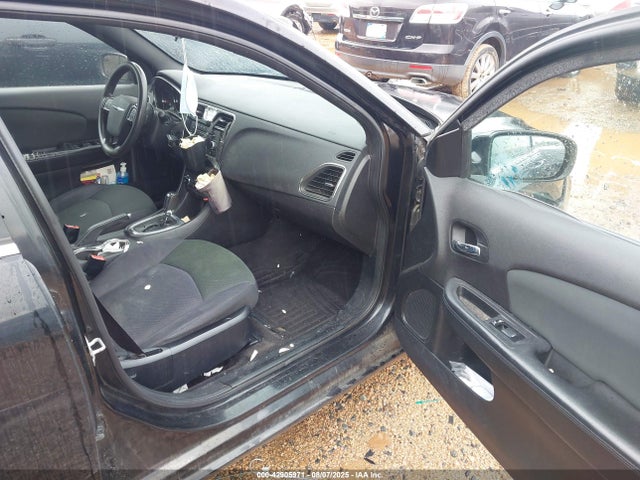 42905971 :رقم المزاد ، 1C3CCBAB2CN222552 vin ، 2012 Chrysler 200 Lx مزاد بيع