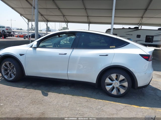7SAYGDEE7PA193561 Tesla Model Y