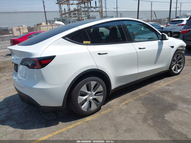 2023 TESLA MODEL Y 7SAYGDEE7PA193561 Photo 3
