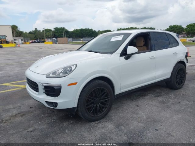 2017 PORSCHE CAYENNE WP1AA2A29HKA83911 Photo 1