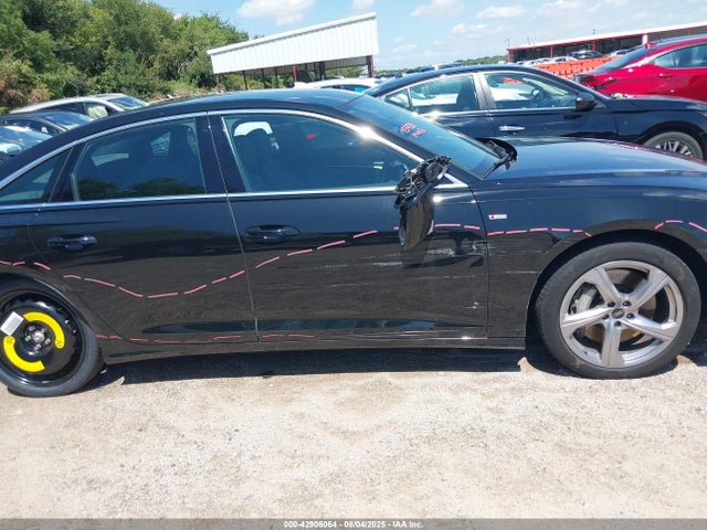 Audi 55 tfsi 2024 WAUL2BF22RN062783 Image 13