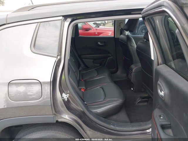 Jeep 2017 2017 3C4NJDDB6HT640220 Image 8