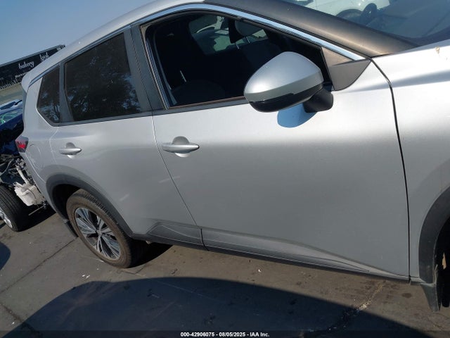 5N1BT3BA1NC702689 Nissan Rogue
