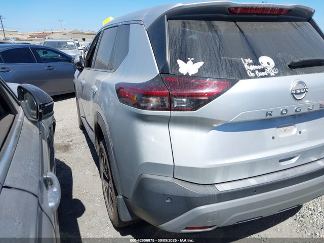 5N1BT3BA1NC702689 Nissan Rogue