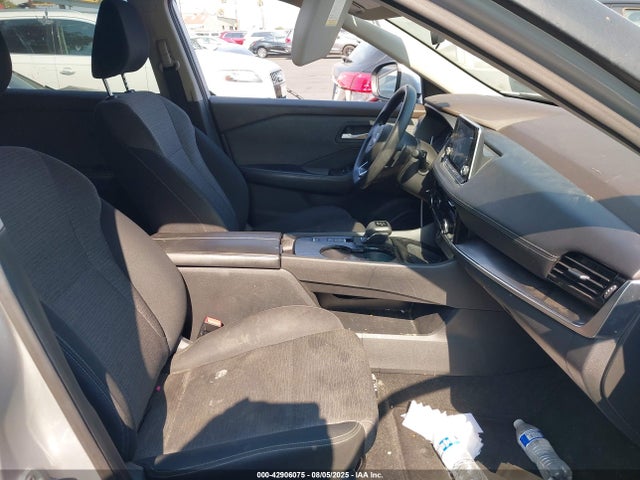 5N1BT3BA1NC702689 Nissan Rogue