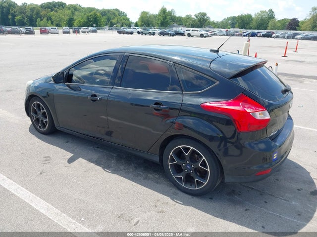 Ford 2014 2014 1FADP3K27EL399448 Image 3