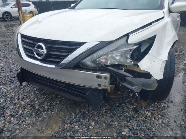 1N4AL3AP7GN318659 Nissan 2016