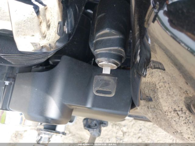 2013 HONDA VT750 JH2RC5811DK300589 Photo 10