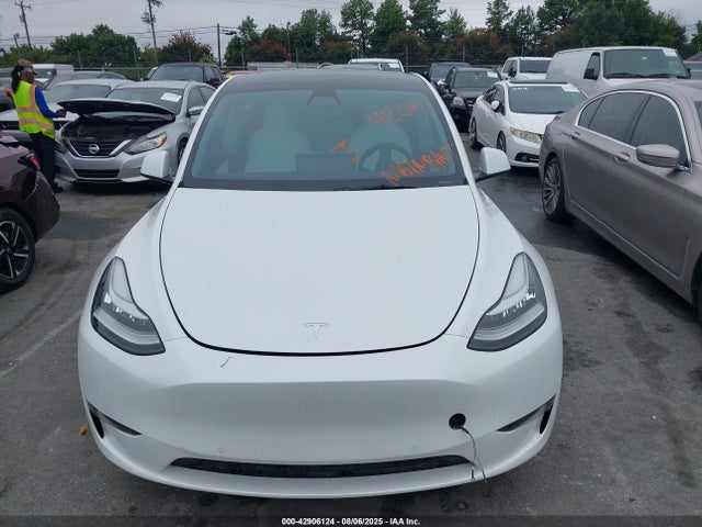 Tesla Model Y 2022 7SAYGDEE4NF354268 Image 12