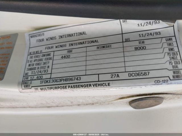 1994 FORD ECONOLINE 1FDKE30G3PHB96743 Photo 8