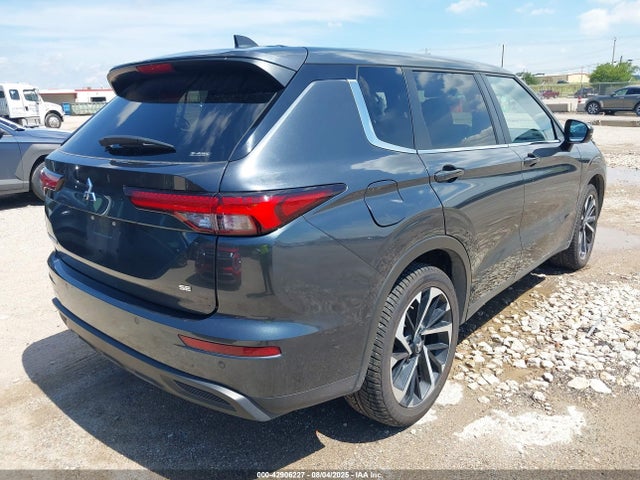 Mitsubishi Outlander 2024 JA4J4VA88RZ050349 Image 4