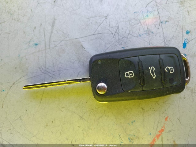 Volkswagen 1.4 tsi 2017 3VWDB7AJ8HM204885 Image 11