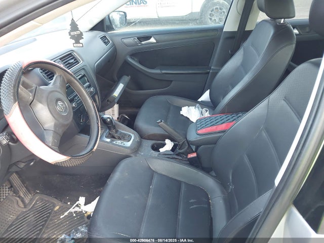 3VWD17AJ9EM244939 Volkswagen Jetta