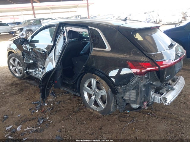 WA1LAAGE6KB022331 Audi E-Tron