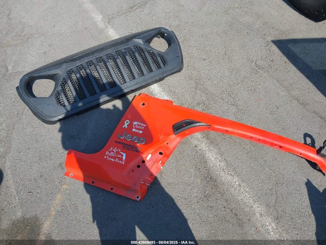 1C4HJXDN1KW639888 Jeep Wrangler