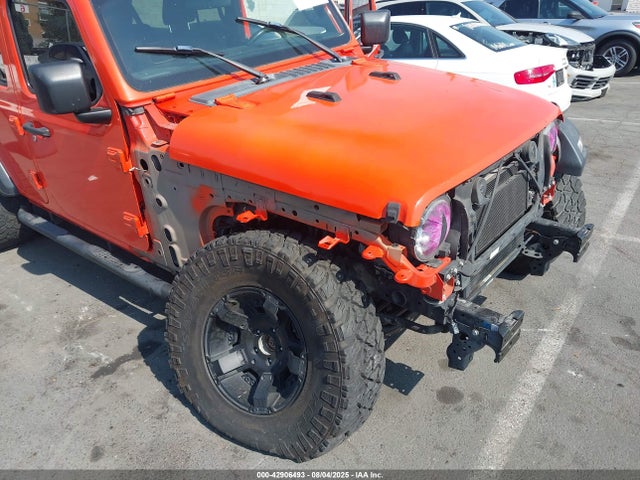 1C4HJXDN1KW639888 Jeep Wrangler