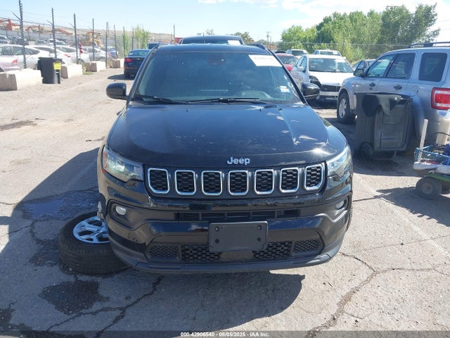 Jeep Compass 2024 3C4NJDBN1RT117167 Image 13