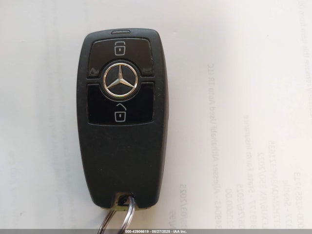 WD4PF1CDXKP127047 Mercedes-Benz om 642 with brake assist