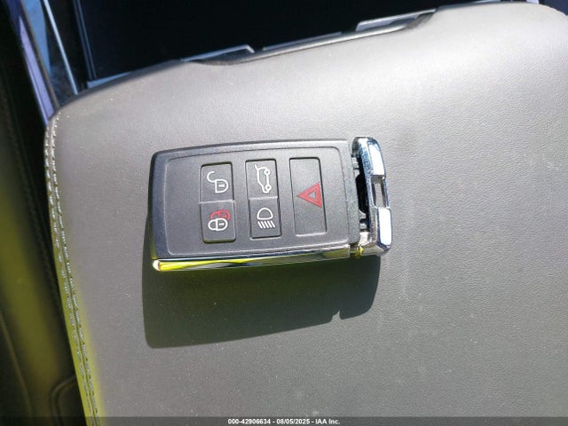 SAL1Z9F97RA187824 Land Rover Nc11-p8