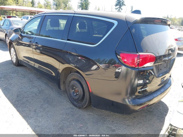 Chrysler Voyager 2020 2C4RC1AG7LR111333 Image 3