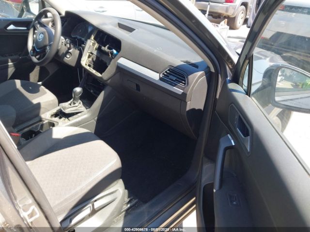 2020 VOLKSWAGEN TIGUAN 3VV1B7AXXLM033223 Photo 4