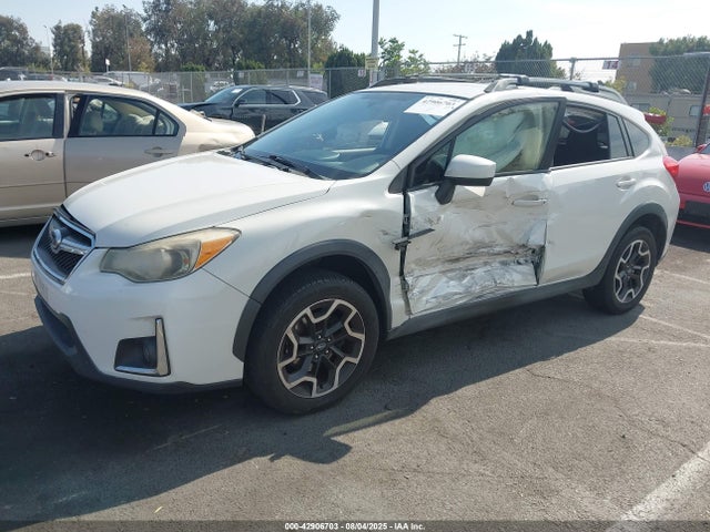 Subaru naturally aspirated 2017 JF2GPADC2H8270527 Image 2