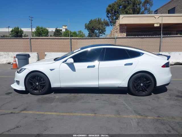 Tesla MODEL S 2014 5YJSA1S13EFP49935 Image 14