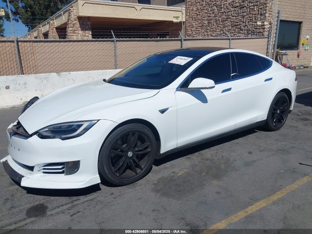 2014 TESLA MODEL S 5YJSA1S13EFP49935 Photo 1