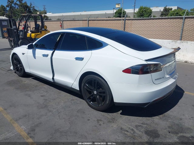 2014 TESLA MODEL S 5YJSA1S13EFP49935 Photo 2