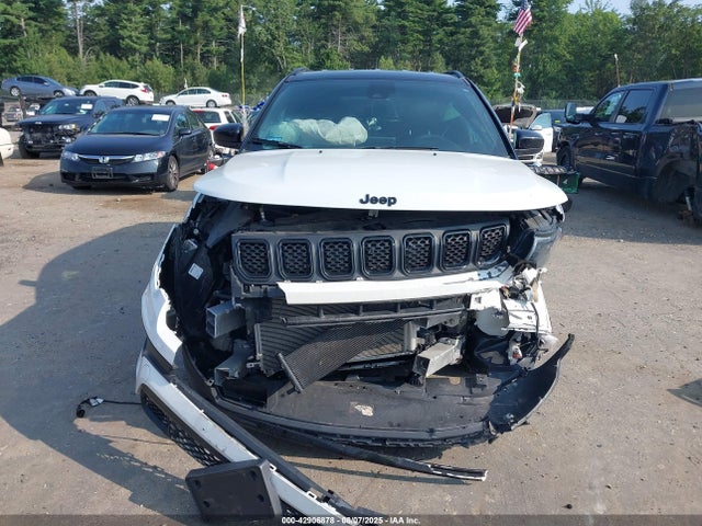 Jeep 2024 2024 3C4NJDBN9RT592632 Image 12