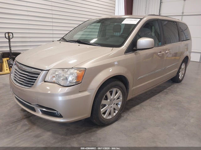 2C4RC1BG7ER442611 Chrysler Town and Country