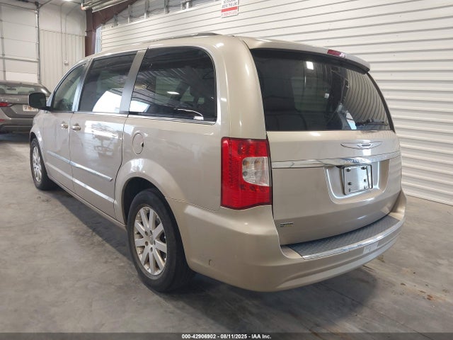 2C4RC1BG7ER442611 Chrysler Town and Country