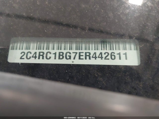 2C4RC1BG7ER442611 Chrysler Town and Country