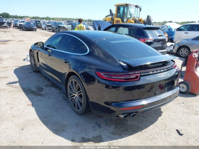 2018 PORSCHE PANAMERA WP0AB2A79JL136617 Photo 2