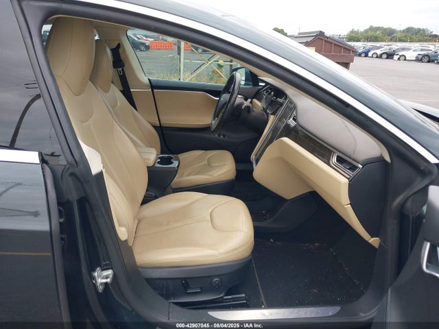 2014 TESLA MODEL S 5YJSA1H11EFP61475 Photo 4