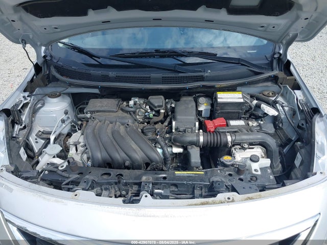 3N1CN7AP9HL881723 Nissan 2017