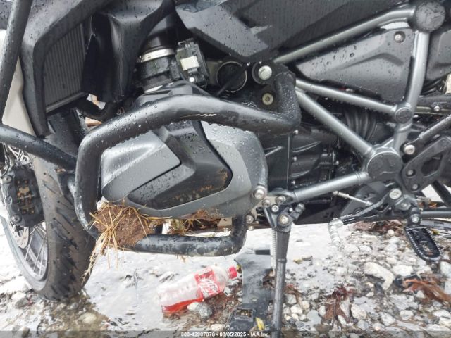 2021 BMW R 1250 WB10M0302M6E37808 Photo 8
