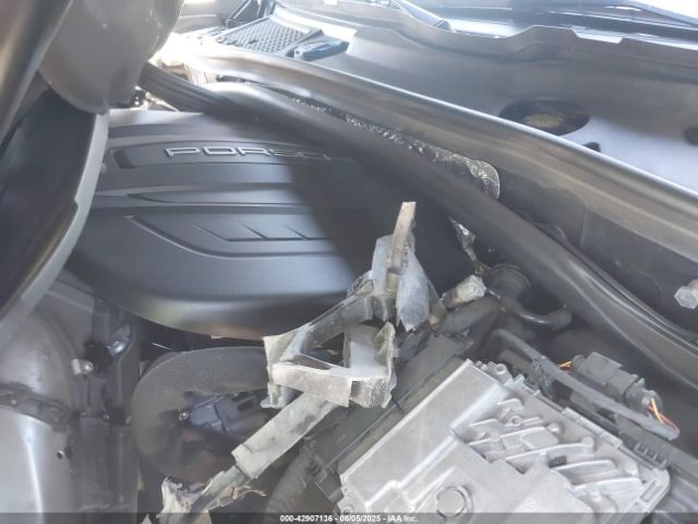 2021 PORSCHE MACAN WP1AA2A57MLB07508 Photo 9