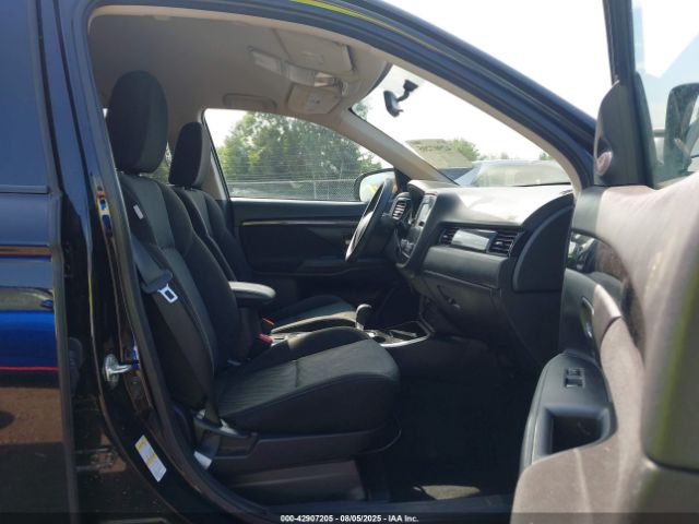 2020 MITSUBISHI OUTLANDER JA4AZ3A37LZ017084 Photo 4