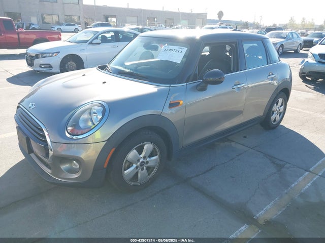 2017 MINI HARDTOP WMWXU1C34H2F78696 Photo 1
