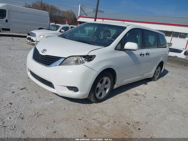 Toyota 2gr-fks 2014 5TDZK3DC1ES450560 Image 2