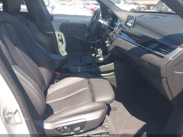 WBXHT3C3XJ5L27935 BMW 2018