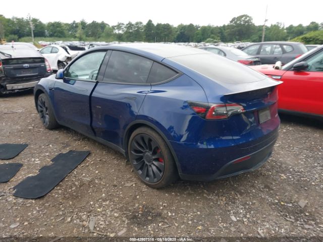 2022 TESLA MODEL Y 7SAYGDEF1NF381579 Photo 2