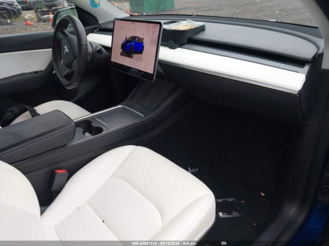 2022 TESLA MODEL Y 7SAYGDEF1NF381579 Photo 4