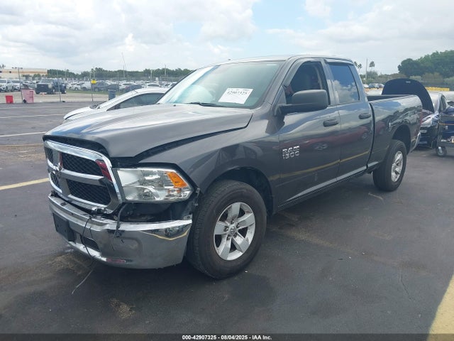42907325 :رقم المزاد ، 1C6RR6FG5JS266342 vin ، 2018 Ram 1500 Tradesman  4x2 6'4 Box مزاد بيع